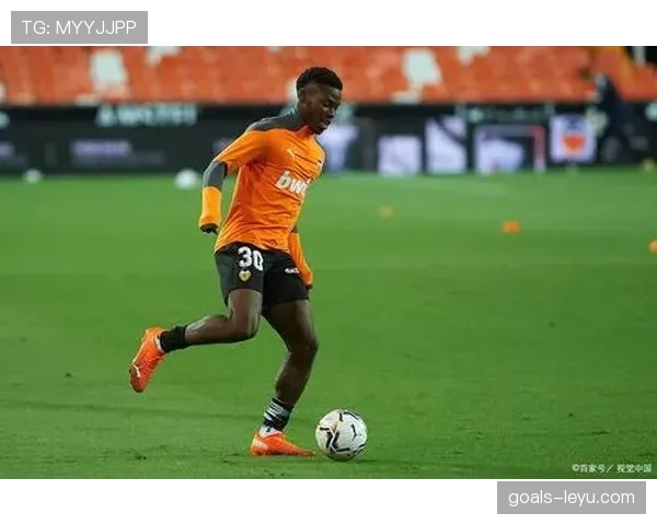 穆萨闪耀瓦伦西亚，助球队强势冲击联赛冠军