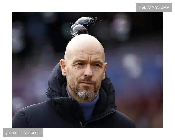 滕哈赫战术革新引爆足坛，灵活阵型引领战术新风潮