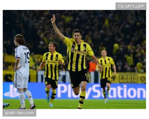 莱万多夫斯基莱赫波兹南时期夺冠解析