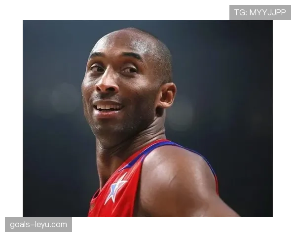 科比赛后点外卖到凌晨？篮球场上神一样，家里却超接地气！