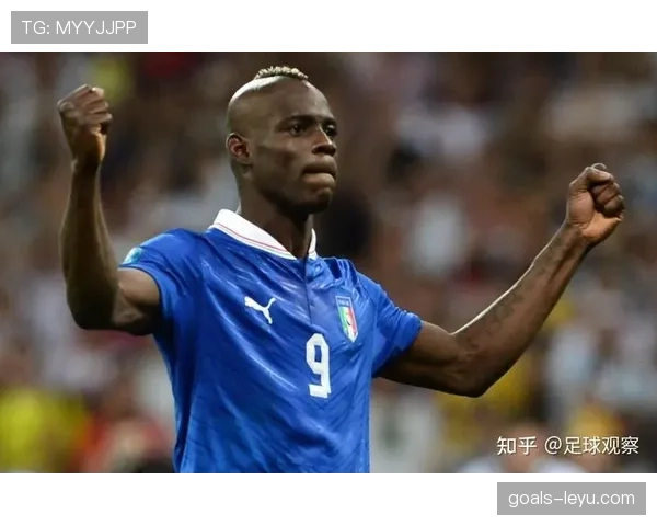 巴洛特利又在更衣室放烟花？这人到底怎么花掉上亿欧元的……